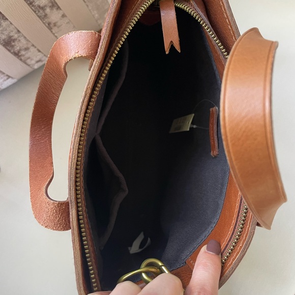 Madewell Leather Tote - Picture 4 of 5